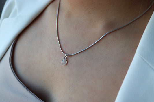 Do Well - MOONSTONE necklace